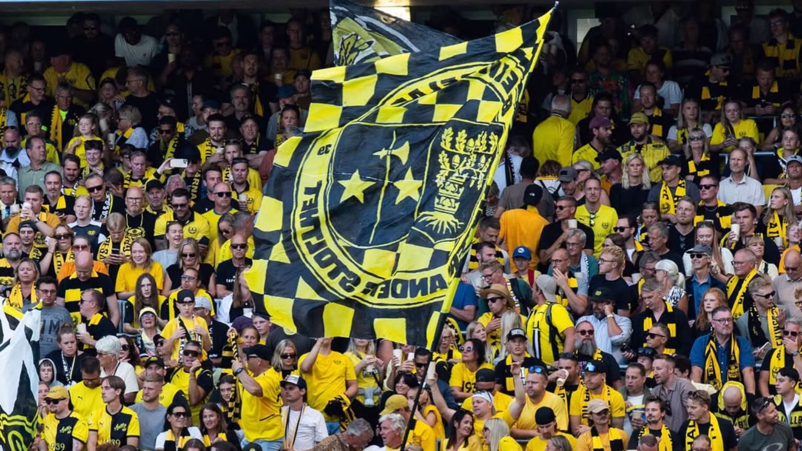 Mjallby AIF: হারিয়ে যাওয়ার অবস্থা থেকে কামব্যাক, স্বপ্নকেও হার মানাবে জেলেদের ক্লাব মিয়ালবি 1 Mjallby AIF