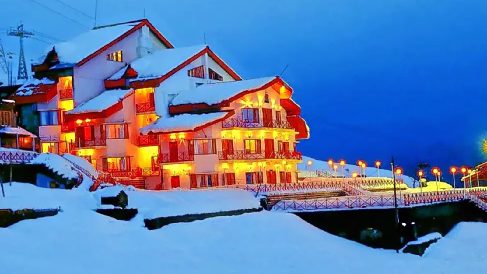 10 Places to Visit in January in India: পাহাড় থেকে মরুভূমি, দেখে নিন শীতের ছুটিতে ঘোরার সেরা ১০ জায়গা 3 10 Places to Visit in January in India